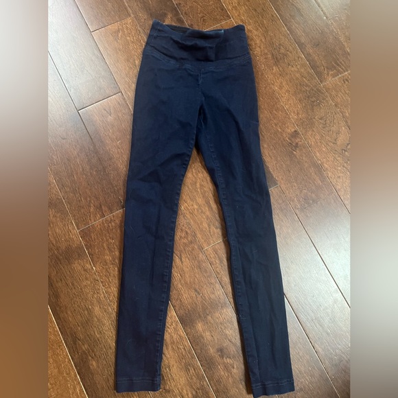 WHBM Runway Leggings - Picture 1 of 1